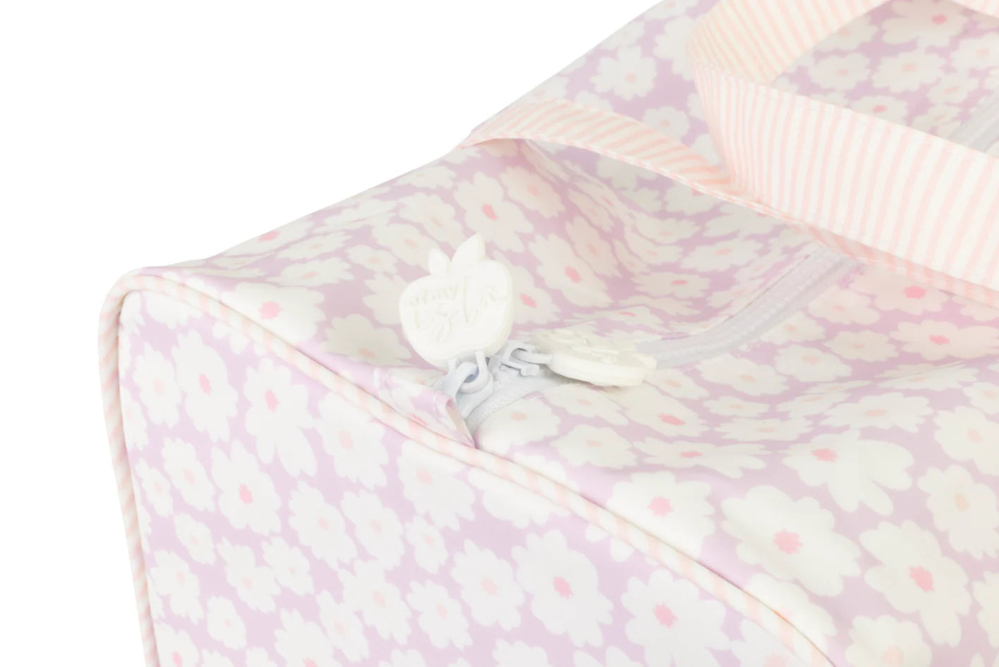 The Duffle Bag- Lavender Daisies