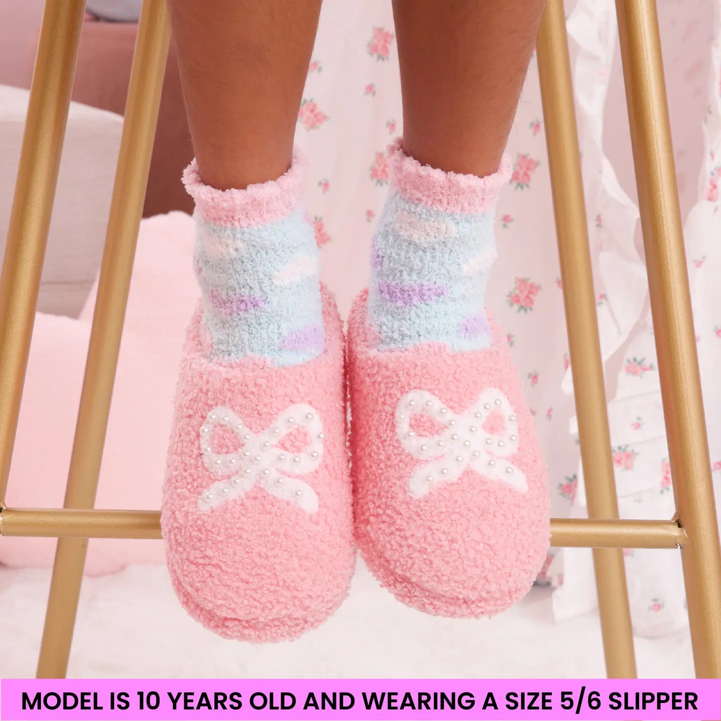 Pearl Bow Slippers